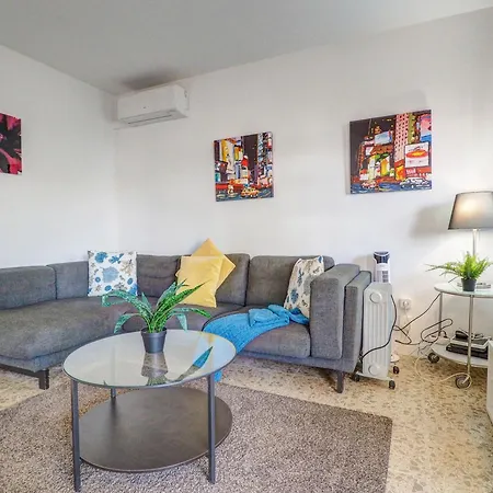 Vinyet Tranquility By Hello Homes